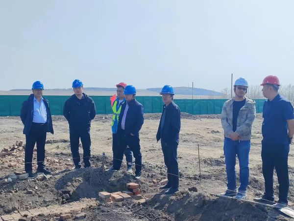 鄂温克族自治旗住建局对全旗重点工程开展安全检查